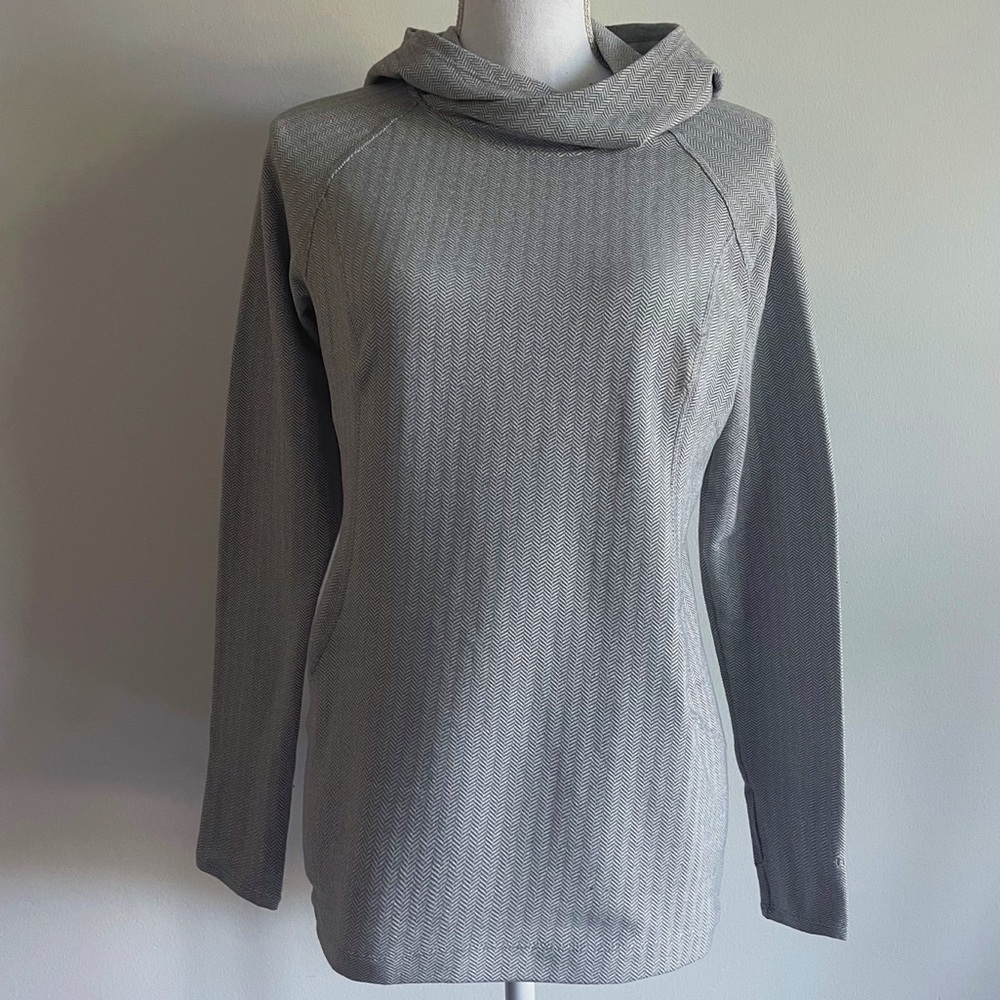 Patagonia Hooded Longsleeve Shirt